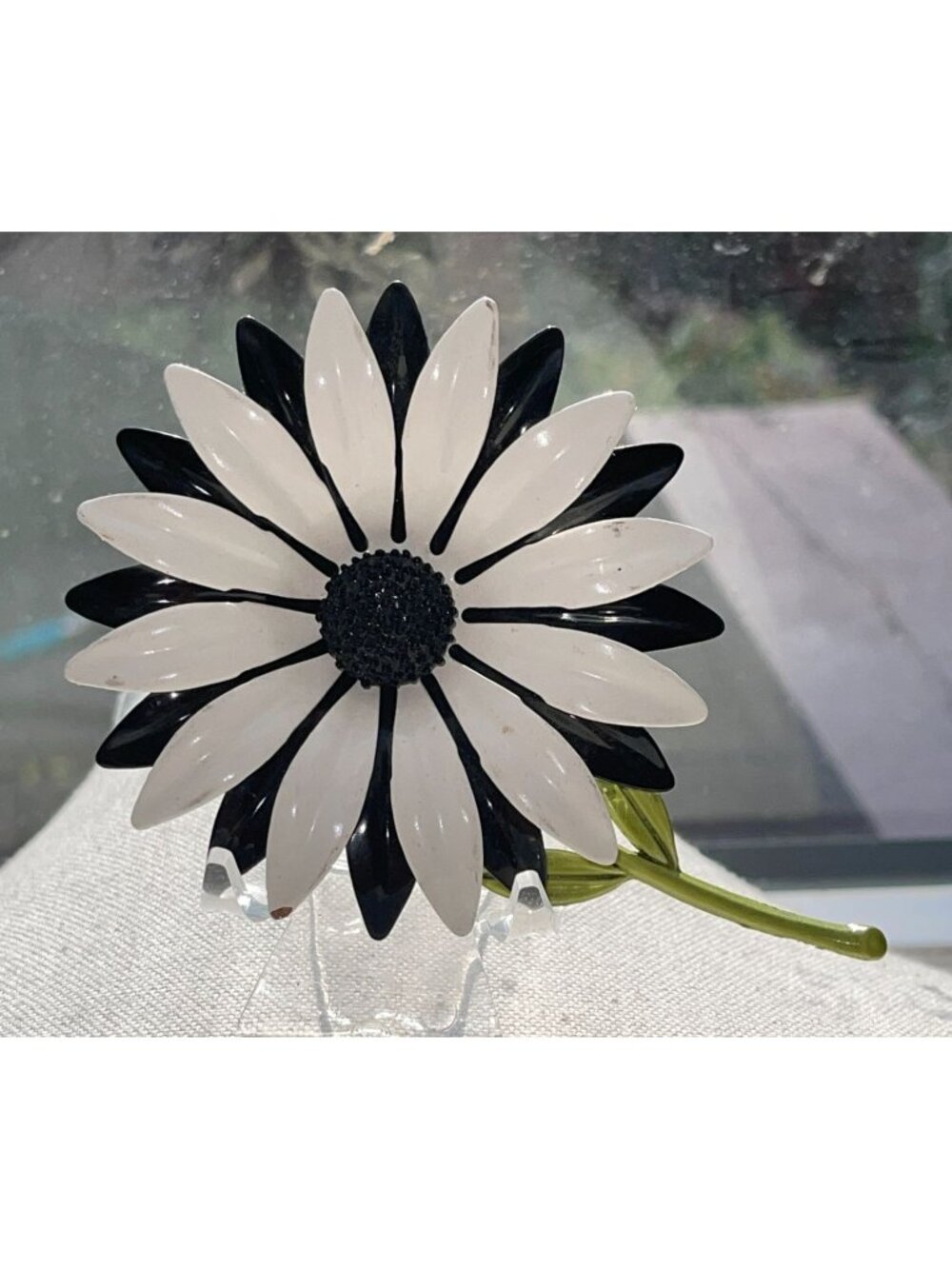 Vtg 60s Retro Enamel Black & White Flower Power Brooch Large Pin Pop Art Style G